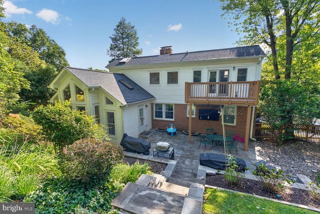 802 PARKWAY TER, Alexandria, VA 22302