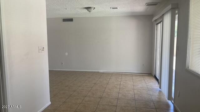 2918 W Glendale Avenue, Phoenix, AZ 85051