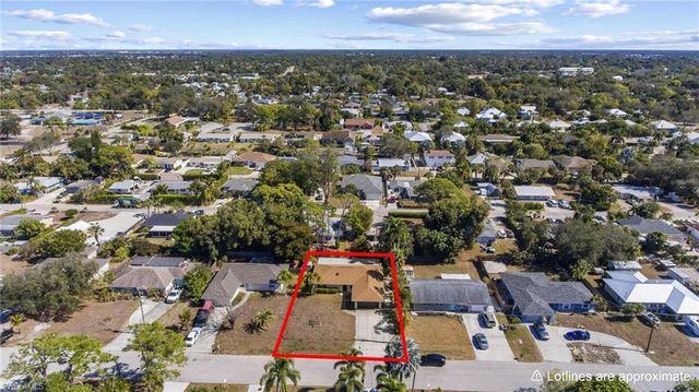 27101 Lavinka ST, Bonita Springs, FL 34135