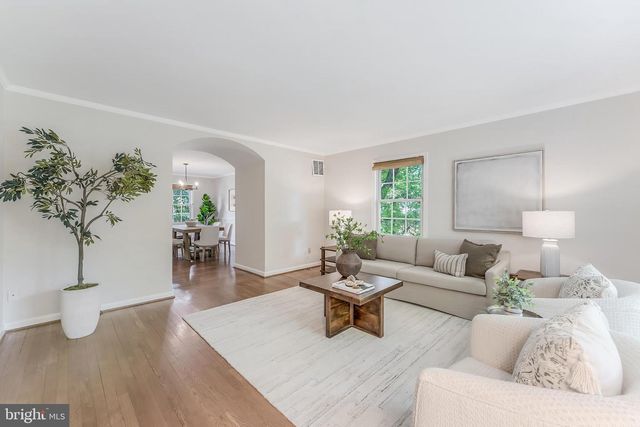 3195 STONEHURST DR, Fairfax, VA 22031