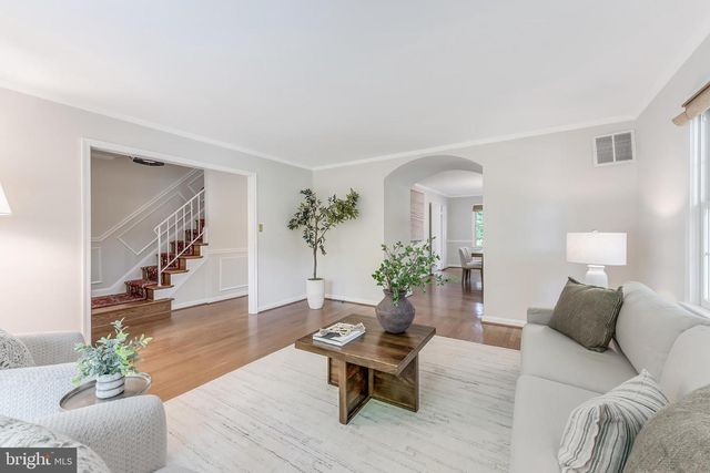 3195 STONEHURST DR, Fairfax, VA 22031