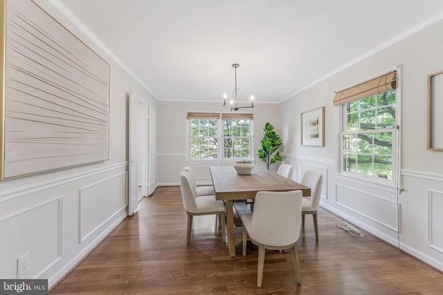 3195 STONEHURST DR, Fairfax, VA 22031