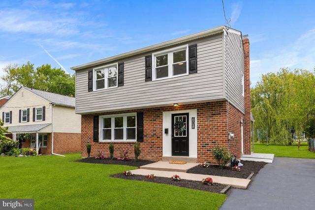 608 HUTCHINSON TER, Holmes, PA 19043