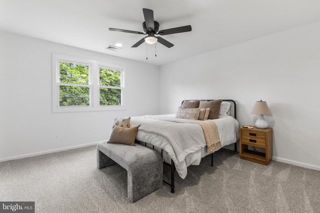 608 HUTCHINSON TER, Holmes, PA 19043