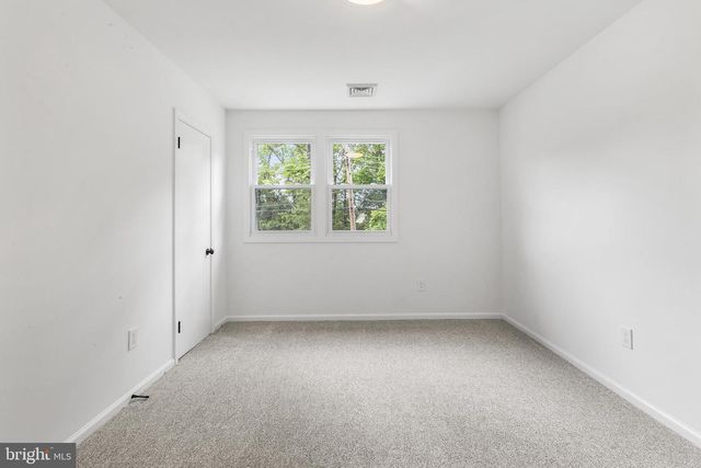 608 HUTCHINSON TER, Holmes, PA 19043