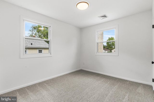 608 HUTCHINSON TER, Holmes, PA 19043