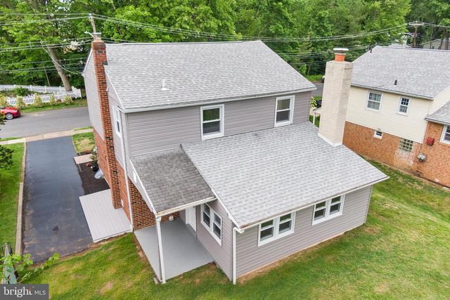 608 HUTCHINSON TER, Holmes, PA 19043