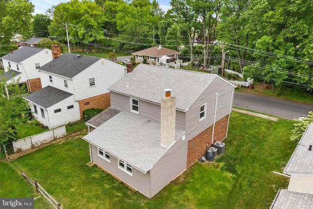 608 HUTCHINSON TER, Holmes, PA 19043