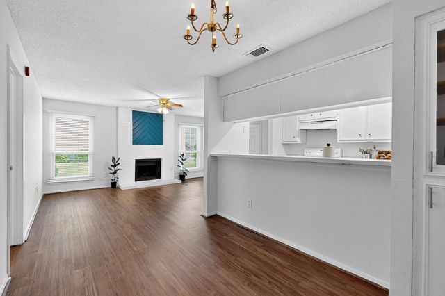 10616 Mellow Meadows DR 9D, Austin, TX 78750