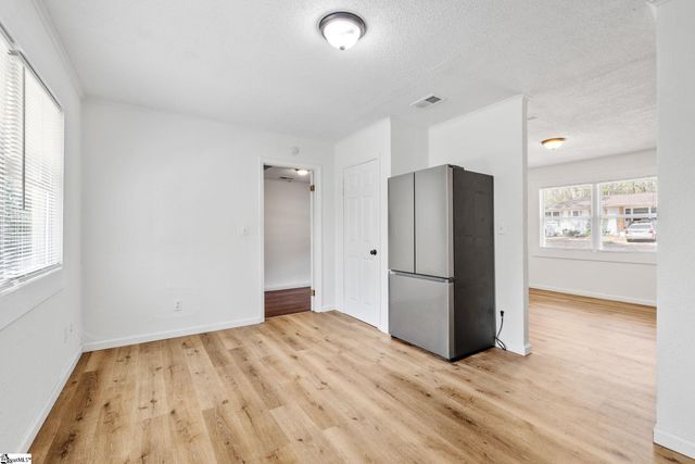 1919 El Camino Real Road, Spartanburg, SC 29301