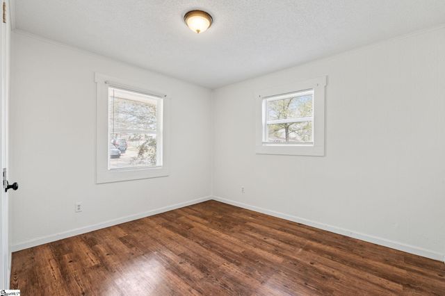 1919 El Camino Real Road, Spartanburg, SC 29301