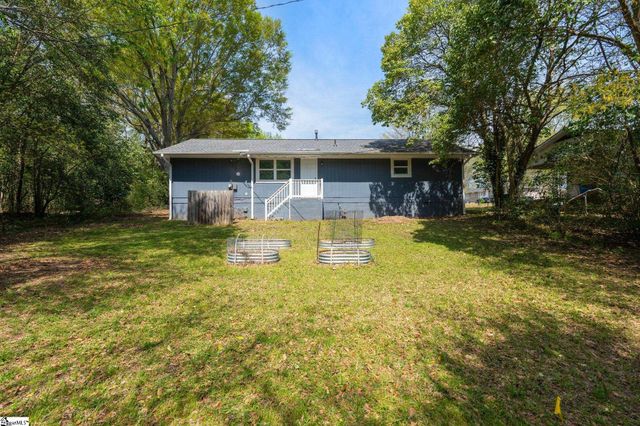 1919 El Camino Real Road, Spartanburg, SC 29301