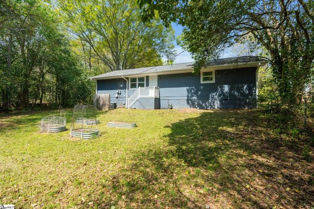 1919 El Camino Real Road, Spartanburg, SC 29301