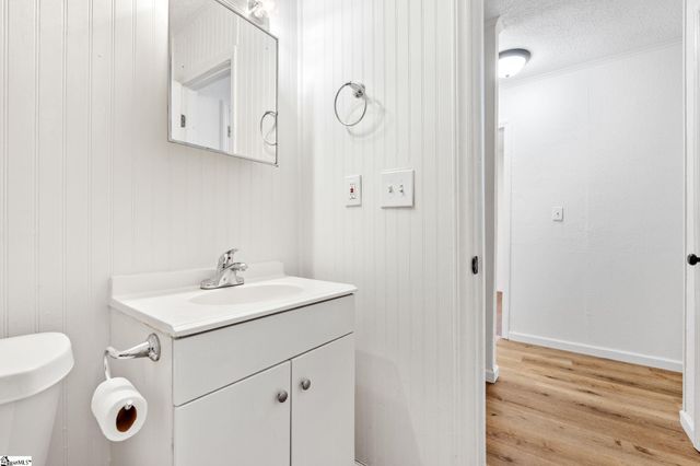 1919 El Camino Real Road, Spartanburg, SC 29301