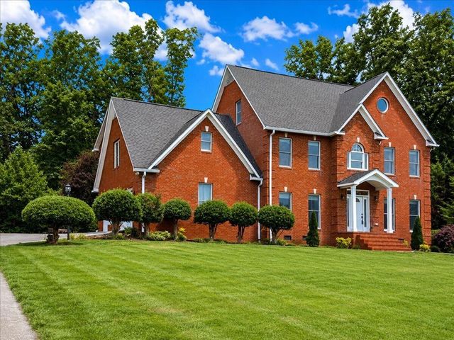 2832 Kensington Street, Athens, TN 37303
