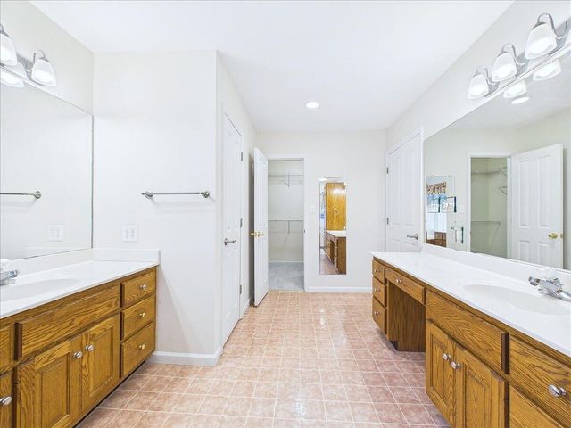 2832 Kensington Street, Athens, TN 37303