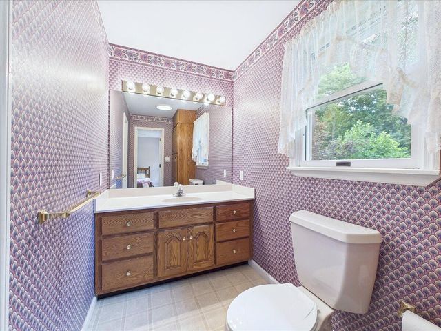 2832 Kensington Street, Athens, TN 37303