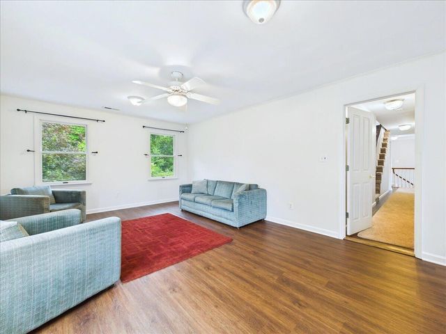 2832 Kensington Street, Athens, TN 37303