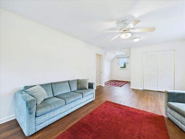 2832 Kensington Street, Athens, TN 37303