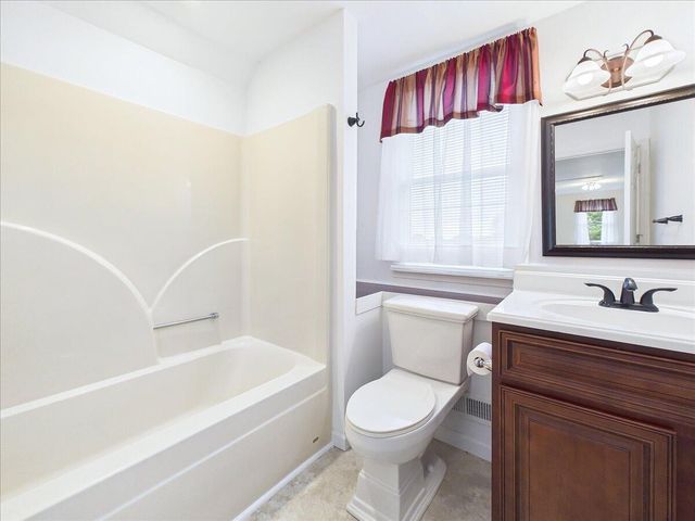 2832 Kensington Street, Athens, TN 37303