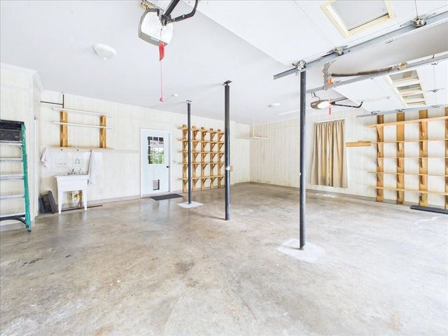 2832 Kensington Street, Athens, TN 37303