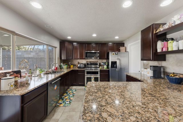 12205 Morocco Road NE, Albuquerque, NM 87111