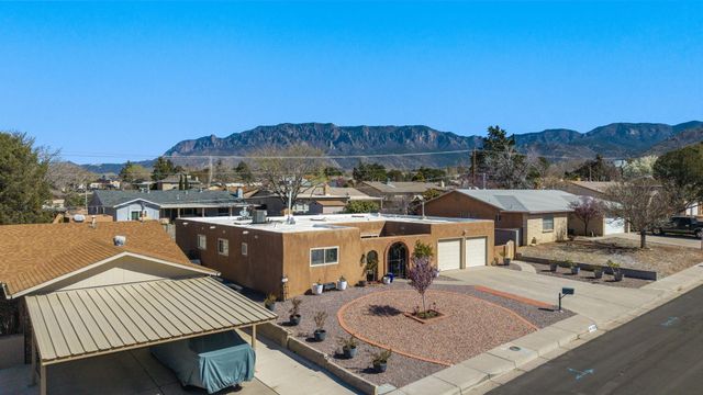 12205 Morocco Road NE, Albuquerque, NM 87111