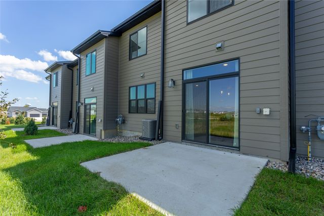 1357 Meadow Rose Place, Waukee, IA 50263