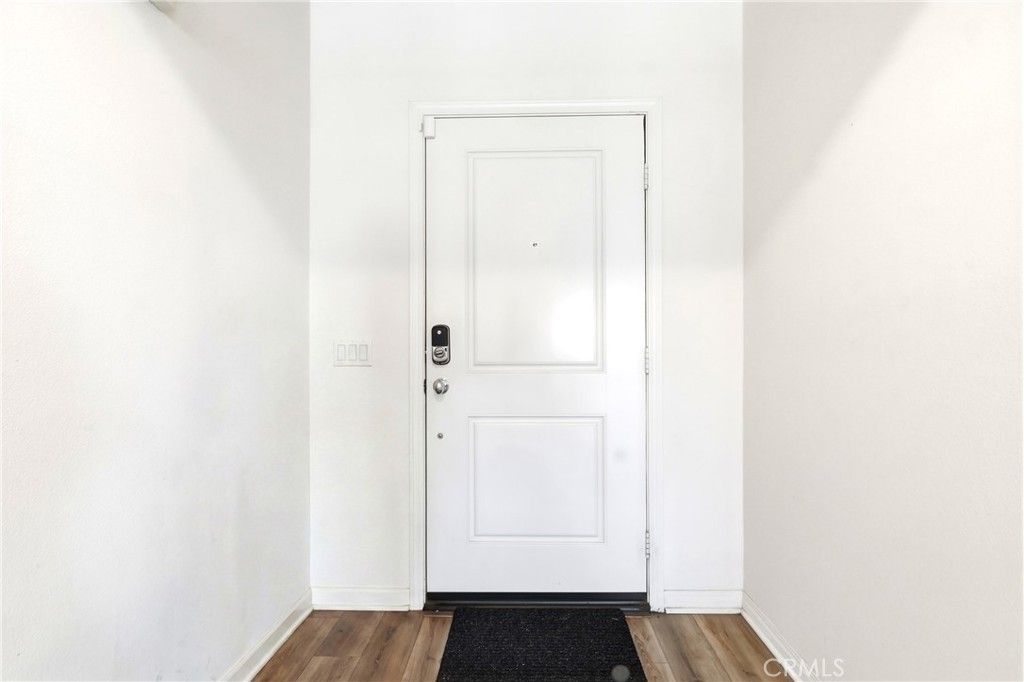 Image 4 of property listing at 4903 Vanderham, Eastvale, CA 91752