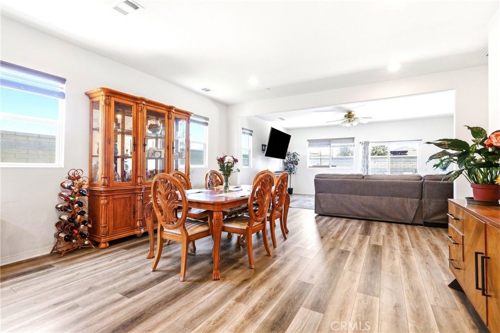 Image 7 of property listing at 4903 Vanderham, Eastvale, CA 91752