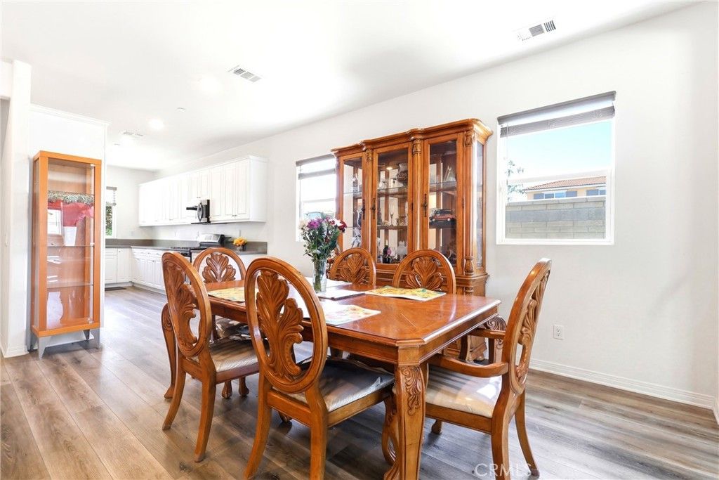 Image 9 of property listing at 4903 Vanderham, Eastvale, CA 91752