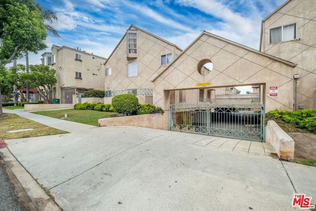 610 VENICE Way 203, Inglewood, CA 90302