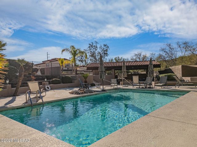 7360 E Sabino Terrace Place, Tucson, AZ 85750