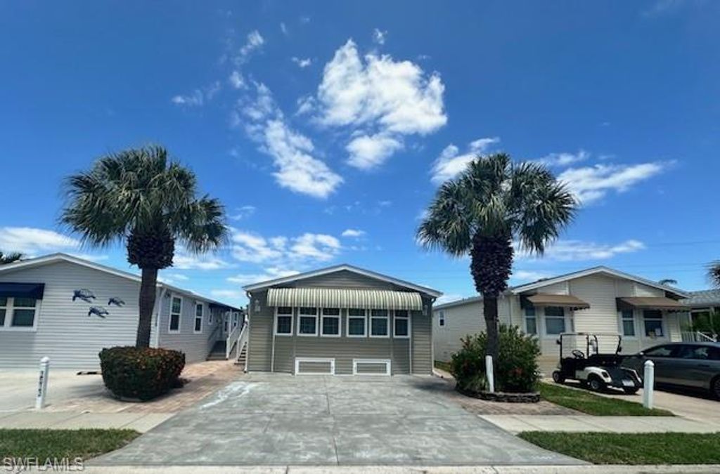 1509 Diamond Lake CIR, NAPLES, FL 34114 — photo 2