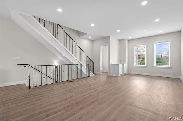 1744 12th, Tuscaloosa, AL 35401