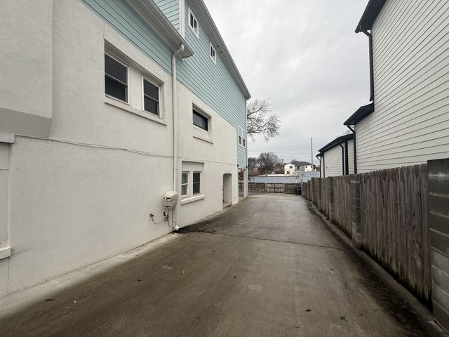 38 N Hill St, Nashville, TN 37210