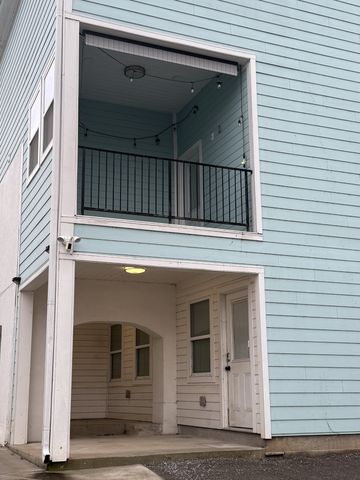 38 N Hill St, Nashville, TN 37210