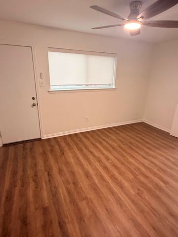 3925 Inwood Road 1018, Dallas, TX 75209