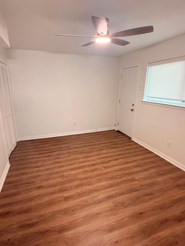 3925 Inwood Road 1018, Dallas, TX 75209