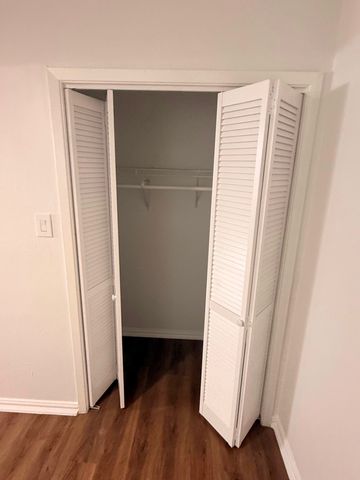 3925 Inwood Road 1018, Dallas, TX 75209