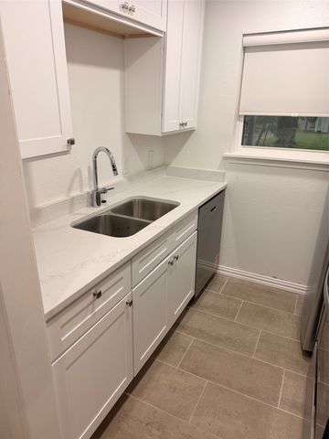 3925 Inwood Road 1018, Dallas, TX 75209