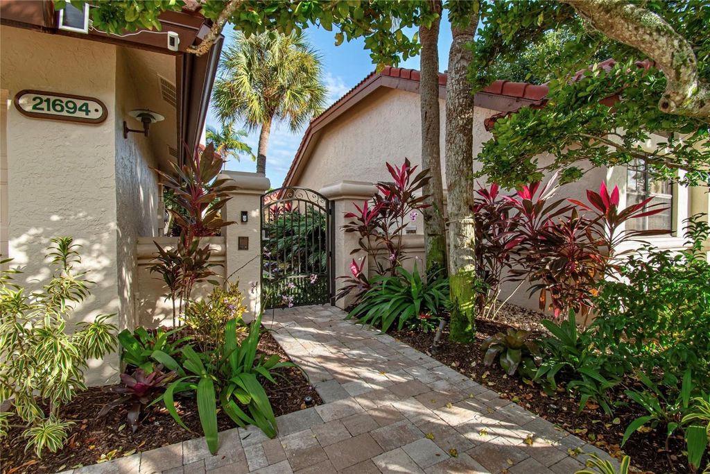 Image 2 of property listing at 21694 Town Place Drive, Boca Raton, FL 33433