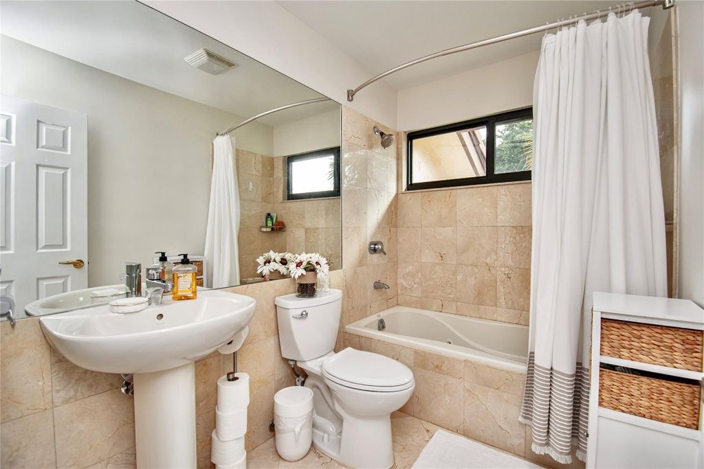 Image 41 of property listing at 21694 Town Place Drive, Boca Raton, FL 33433