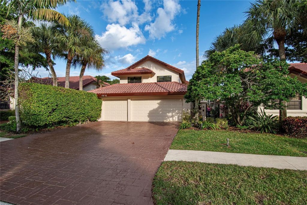 Image 7 of property listing at 21694 Town Place Drive, Boca Raton, FL 33433