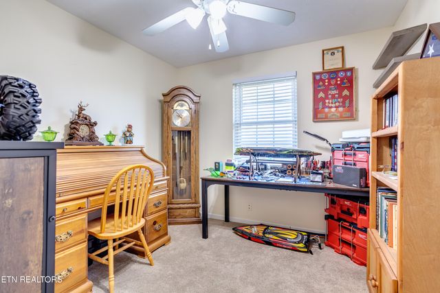 7312 Clarendon Rd, Powell, TN 37849