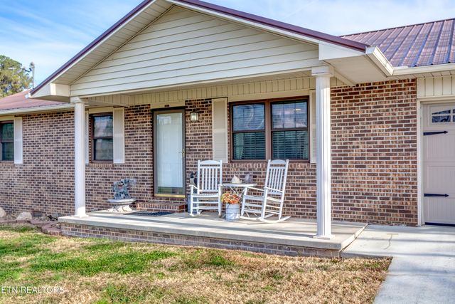 7312 Clarendon Rd, Powell, TN 37849