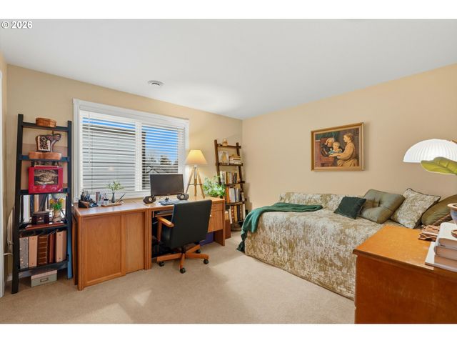 12134 Se 104TH Ct, Happy Valley, OR 97086