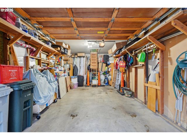 12134 Se 104TH Ct, Happy Valley, OR 97086