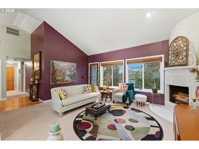 12134 Se 104TH Ct, Happy Valley, OR 97086