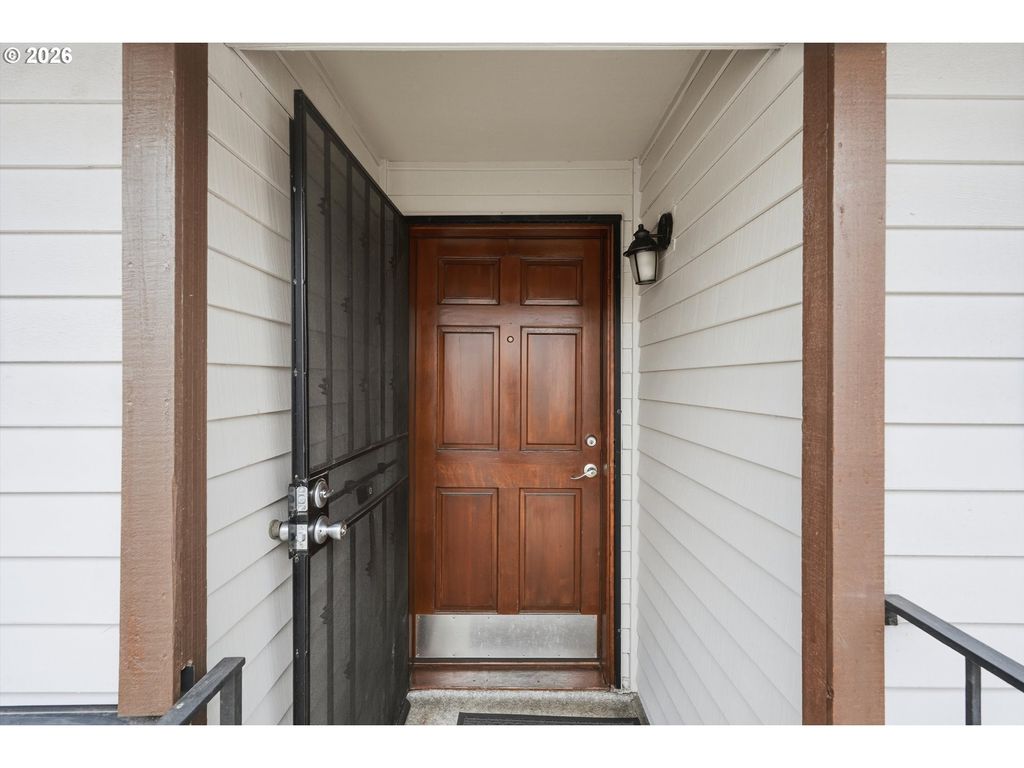 12134 Se 104TH Ct, Happy Valley, OR 97086